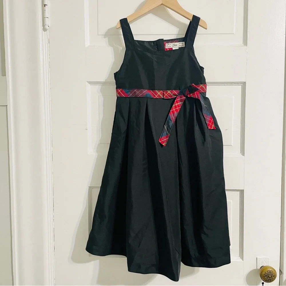 open side dress cut White Knit Cut-Out With Gold Accent Ring Back Mini Color:Camo Green The top of the Juniors Eliza J. Womens 4
